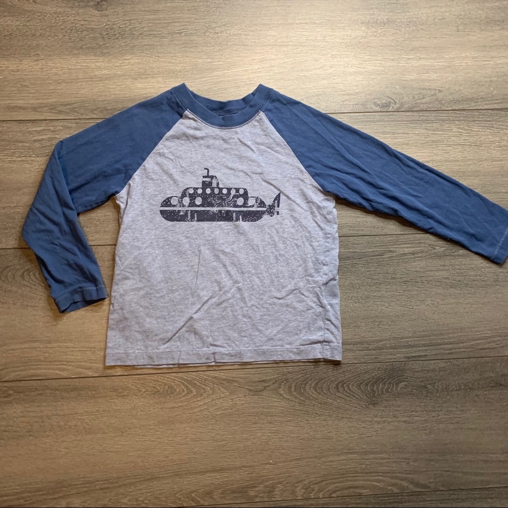 Hanna Andersson submarine baseball tee